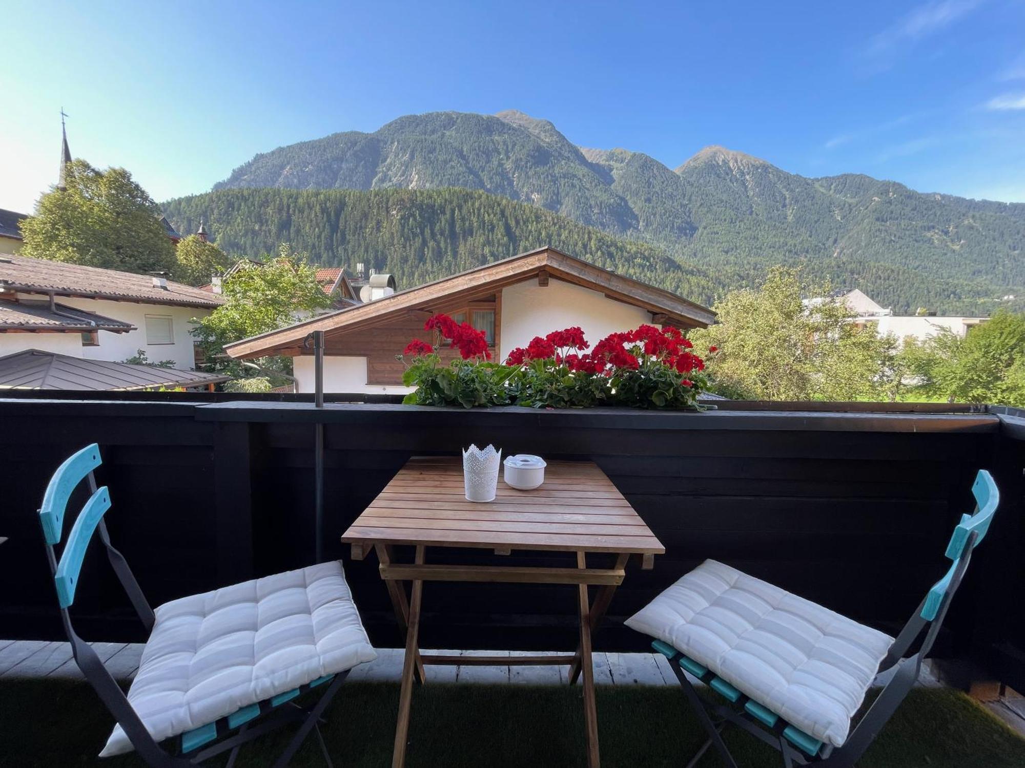 Haus Gertraud Couette-café Oetz
